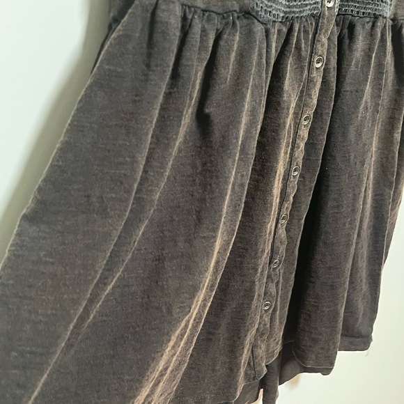 Oli and Hali USA Boho chic sleeveless lace button-down front hi-low tunic top - Picture 6 of 9